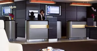 Novotel (10) Novotel (10)