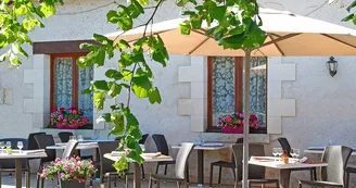 Restaurant-Les-Closeaux-Terrasse Restaurant-Les-Closeaux-Terrasse