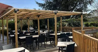 La brasserie - Camping Le Moulin Fort - Francueil La brasserie - Camping Le Moulin Fort - Francueil
