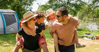 Camping Le Moulin Fort - Francueil Camping Le Moulin Fort - Francueil