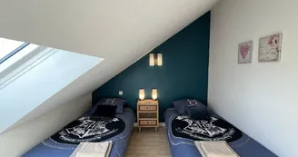 Chambre 2 avec 2 lits simple Chambre 2 avec 2 lits simple