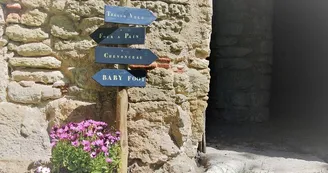 La Ruelle des Jardins (22) La Ruelle des Jardins (22)