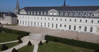 Photo officielle de l'Abbaye par drône