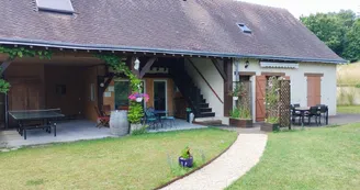 Dépendance (espace détente, petit déjeuner, repas et chambres) Dépendance (espace détente, petit déjeuner, repas et chambres)