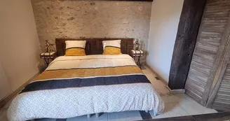 JM Campagne & Bien-être chambre double pierre - Orbigny-Loches val de Loire.jpg JM Campagne & Bien-être chambre double pierre - Orbigny-Loches val de Loire.jpg
