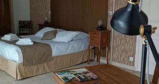 La Varenne - Chambre Tonnelier - 2 personnes La Varenne - Chambre Tonnelier - 2 personnes