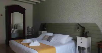 La Varenne - Chambre Vigneron - 2 personnes La Varenne - Chambre Vigneron - 2 personnes