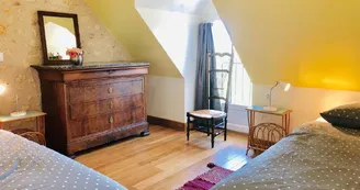 chambre-jaune chambre-jaune