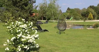 ferme- de-couffy jardin de la propriété ferme- de-couffy jardin de la propriété