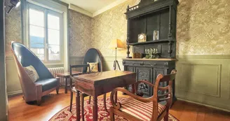 La Maison Voyage 41 - petit salon meubles chinés La Maison Voyage 41 - petit salon meubles chinés