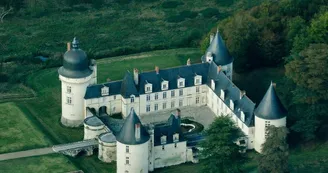 Chateau_du_Gue-Pean_Vue_aerienne Chateau_du_Gue-Pean_Vue_aerienne