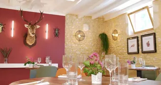 Auberge de Montpoupon - Restaurant de Céré-la-Ronde Auberge de Montpoupon - Restaurant de Céré-la-Ronde