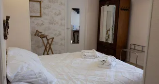 Aux chambres des dames Aux chambres des dames