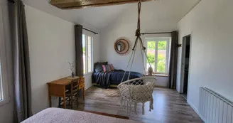 La-Bulle-de-Saint-Jul-Auberge-Tourangelle-4pers2-500x231 La-Bulle-de-Saint-Jul-Auberge-Tourangelle-4pers2-500x231