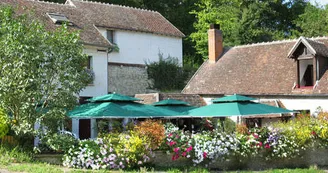LE BOUSQUET