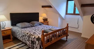CHAMBRE 1 ETAGE