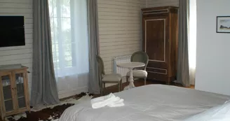 Le château de la Barre - Mosne Le château de la Barre - Mosne
