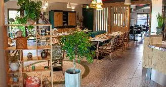 SALLE RESTAURANT