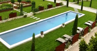 lap-pool-aerial lap-pool-aerial
