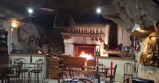 La Cave Aux Fouées - Restaurant troglodytique à Amboise La Cave Aux Fouées - Restaurant troglodytique à Amboise
