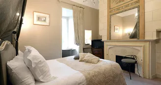 Petite Chambre Petite Chambre