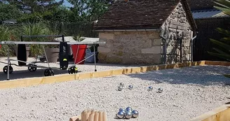 ESPACE EXTERIEUR PING PONG PETANQUE a deux pas du zoo de beauval ESPACE EXTERIEUR PING PONG PETANQUE a deux pas du zoo de beauval