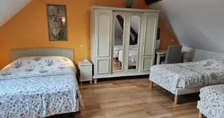 Chambre d'hôte familiale - Hirondelle 1 La Lionnière Chambre d'hôte familiale - Hirondelle 1 La Lionnière