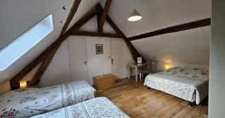 Chambre Rose trémière - 3 lits Chambre Rose trémière - 3 lits