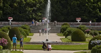 Château de Chenonceau - Chenonceaux, Val de Loire, France. Château de Chenonceau - Chenonceaux, Val de Loire, France.