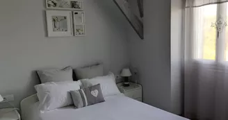 Chambre Salomon pour 1 ou 2 personnes Chambre Salomon pour 1 ou 2 personnes