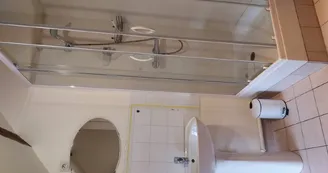 Salle de bain étage - Gîte 1 - La petite Lionnière3 Salle de bain étage - Gîte 1 - La petite Lionnière3