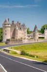 De l'Abbaye d'Aiguevives au château de Montpoupon - Boucle 46